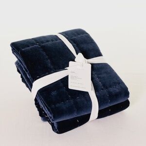 NWT Pottery Barn Handcrafted Velvet Box Stitch Shams - (2) Euro Navy Blue